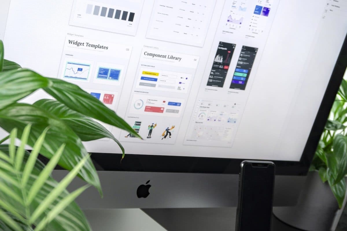 Logo Design & Brand Identity Architecture Visual
